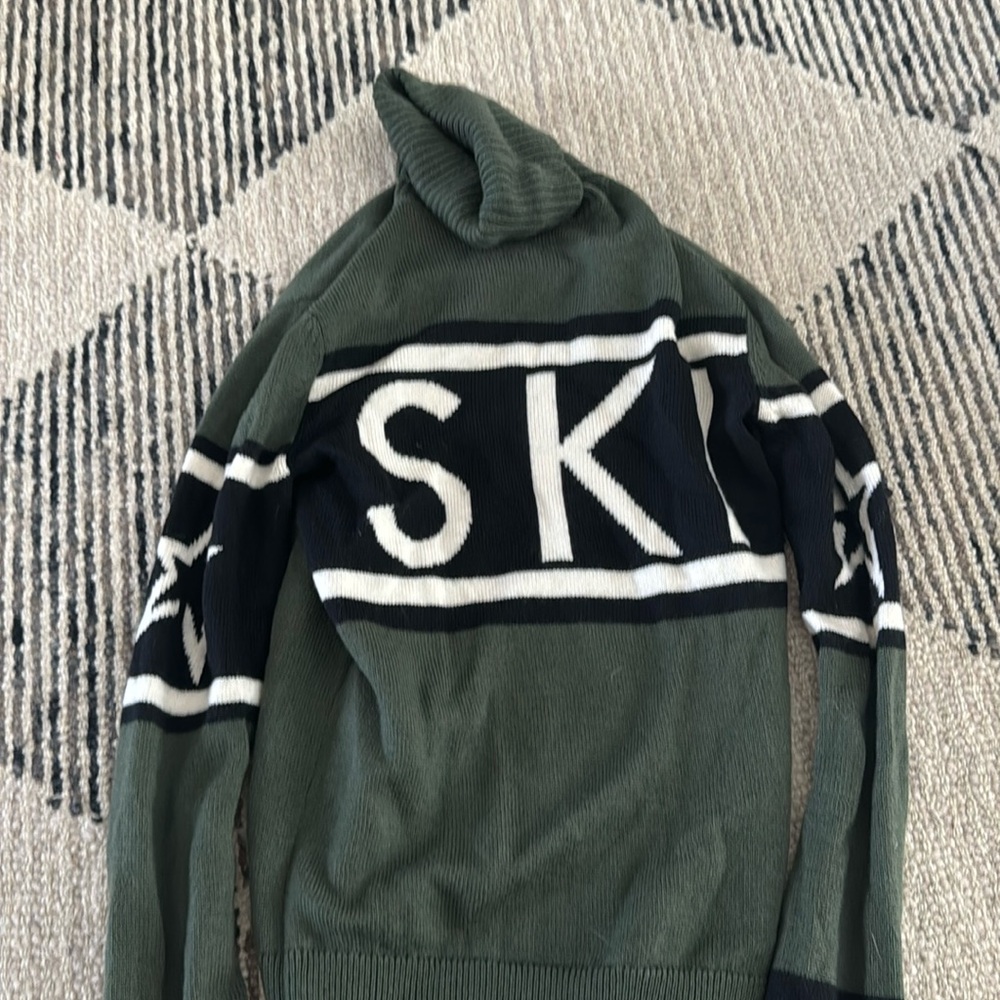 Perfect moment ski sweater